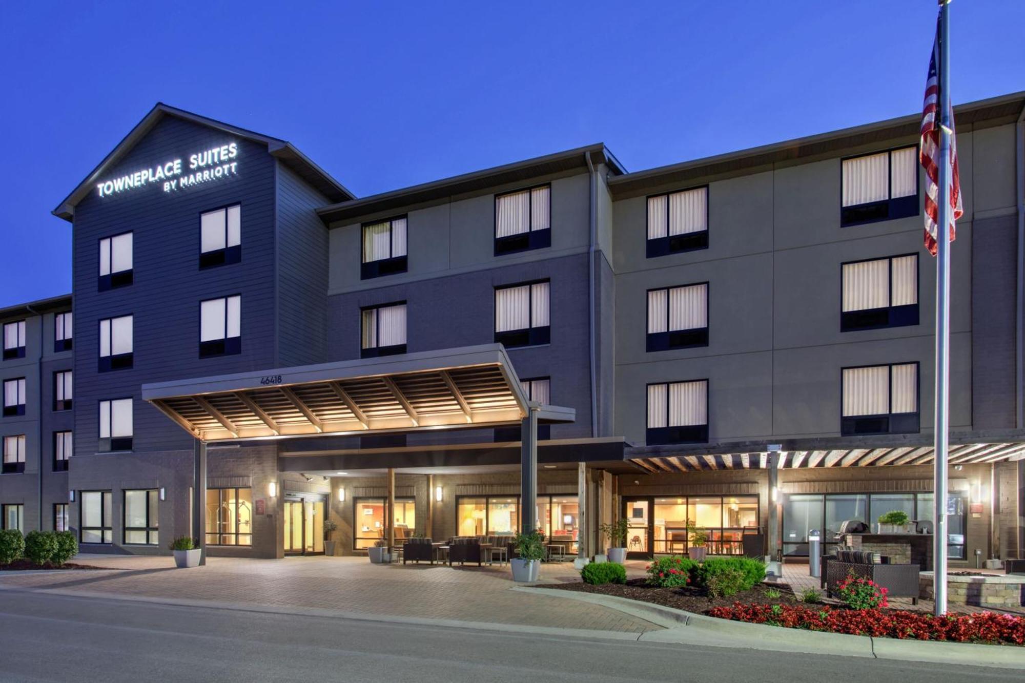 Towneplace Suites By Marriott Detroit Belleville Exterior photo